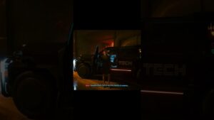 Je rencontre la flic meredith de cyberpunk 2077 qui rigole pas